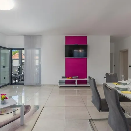 Villa Tria Gimino With Private Pool *